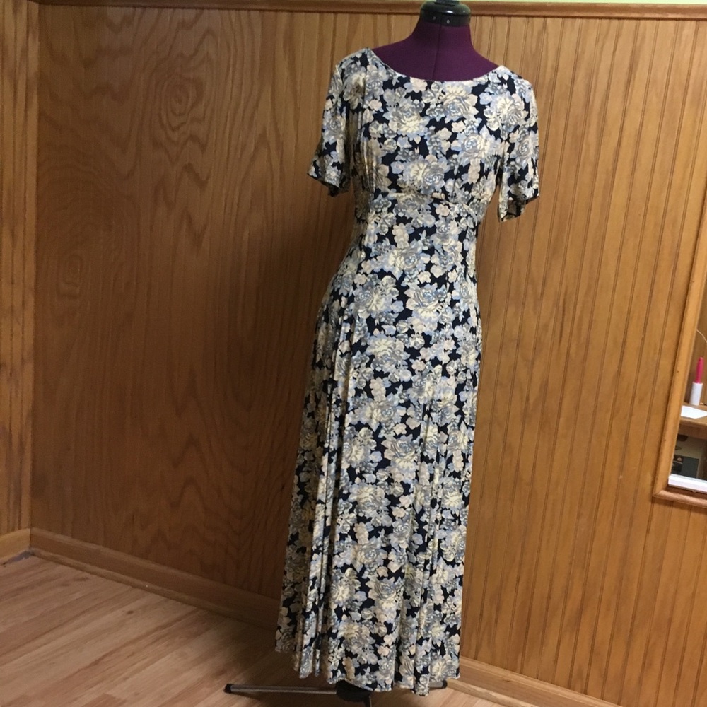Henri Bendel Black and Cream Floral Dress